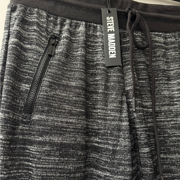 Steve Madden Black and Gray Jogger Sweatpants with Elastic Cuffs - Picture 2 of 5